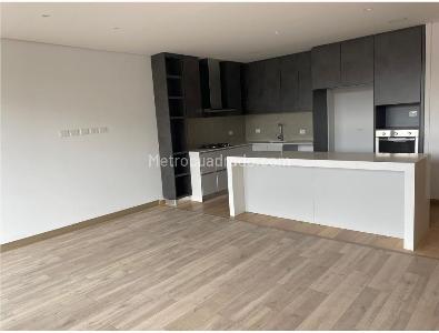 Apartamento en venta en Chico Norte, Bogotá · foto 3 de 16