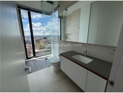 Apartamento de 3 alcobas en venta en Chico, Bogotá, 280 m² · foto 15 de 19