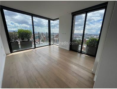 Apartamento de 3 alcobas en venta en Chico, Bogotá, 280 m² · foto 17 de 19