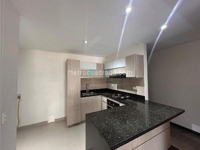 Apartamento en venta en Bella Suiza, Bogotá · foto 3 de 13