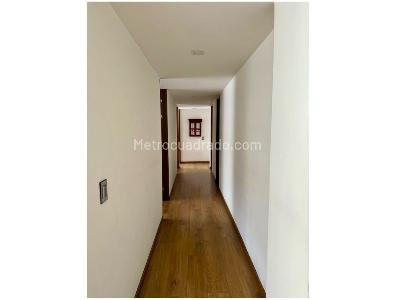 Apartamento en venta en Santa Barbara, Bogotá · foto 8 de 11
