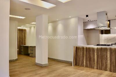 Apartamento de 2 alcobas en arriendo en Los Rosales, Bogotá, 81 m² · foto 3 de 11
