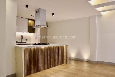Apartamento de 2 alcobas en arriendo en Los Rosales, Bogotá, 81 m² · foto 8 de 11