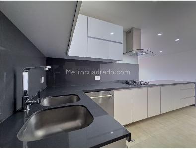 Apartamento en venta en Chico Norte Iii, Bogotá · foto 4 de 19