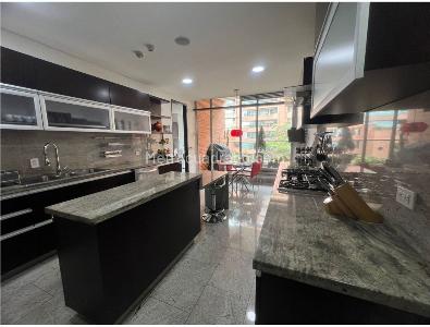 Apartamento en venta en Las Rosales, Bogotá · foto 4 de 7