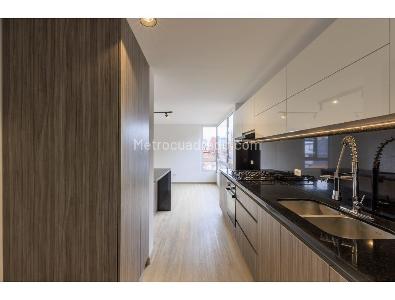 Apartamento de 3 alcobas en venta en Chapinero, Bogotá, 110 m² · foto 2 de 14