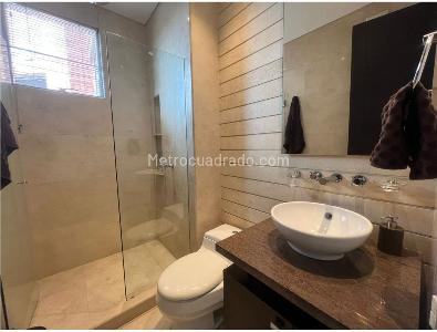 Apartamento en venta en Las Rosales, Bogotá · foto 6 de 17