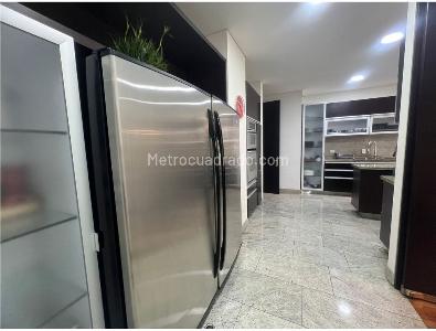Apartamento en venta en Las Rosales, Bogotá · foto 7 de 17