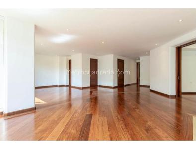 Apartamento en venta en Chico Norte, Bogotá · foto 8 de 12