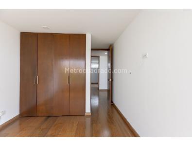 Apartamento en venta en Gratamira, Bogotá · foto 6 de 18
