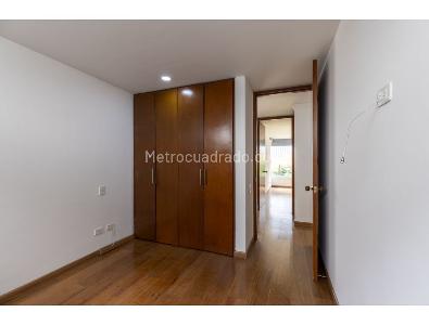 Apartamento en venta en Gratamira, Bogotá · foto 7 de 18
