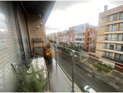 Apartamento de 3 alcobas en venta en Santa Barbara, Bogotá, 136 m² · foto 10 de 10