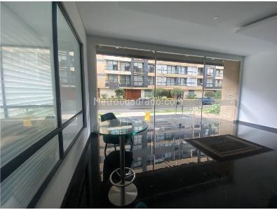 Apartamento de 3 alcobas en venta en Santa Barbara, Bogotá, 136 m² · foto 2 de 10