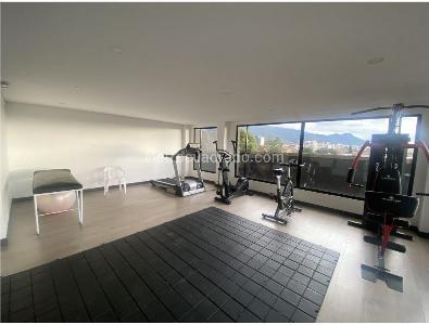 Apartamento de 3 alcobas en venta en Santa Barbara, Bogotá, 136 m² · foto 4 de 10
