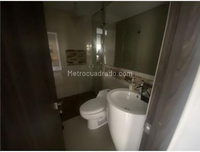 Apartamento de 3 alcobas en venta en Santa Barbara, Bogotá, 136 m² · foto 5 de 10