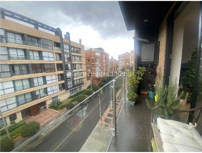 Apartamento de 3 alcobas en venta en Santa Barbara, Bogotá, 136 m² · foto 9 de 10