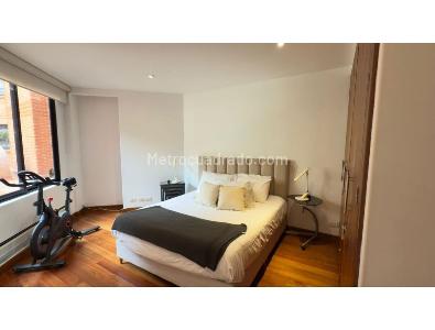 Apartamento de 4 alcobas en venta en Santa Barbara Alta, Bogotá, 298 m² · foto 11 de 11