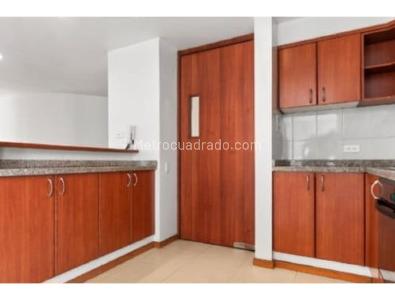 Apartamento en venta en Los Rosales, Bogotá · foto 6 de 15
