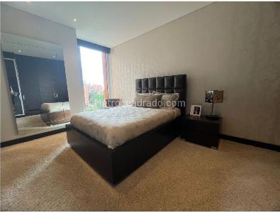 Apartamento de 3 alcobas en venta en Los Rosales, Bogotá, 284 m² · foto 11 de 17