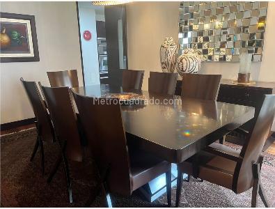 Apartamento de 3 alcobas en venta en Los Rosales, Bogotá, 284 m² · foto 4 de 17