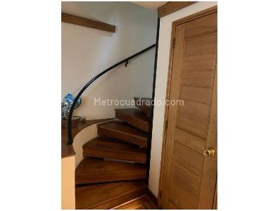 Apartamento en venta en Las Rosales, Bogotá · foto 3 de 13