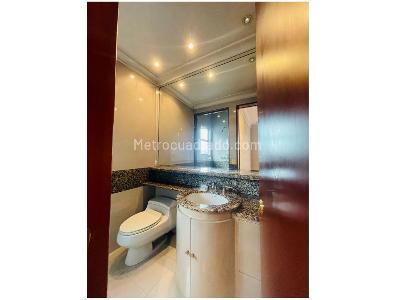 Apartamento en venta en Chico Norte, Bogotá · foto 8 de 20