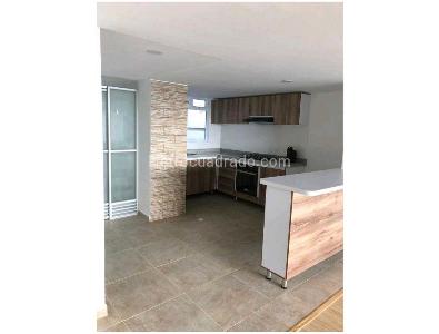 Apartamento de 2 alcobas en venta en Santa Barbara, Bogotá, 86 m² · foto 3 de 14