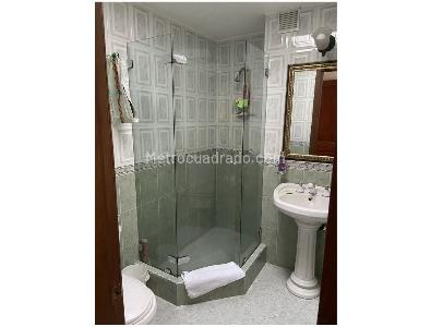 Apartamento de 3 alcobas en venta en San Patricio, Bogotá, 172 m² · foto 5 de 16