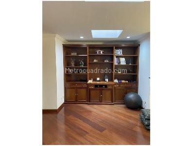 Apartamento de 3 alcobas en venta en San Patricio, Bogotá, 172 m² · foto 10 de 16