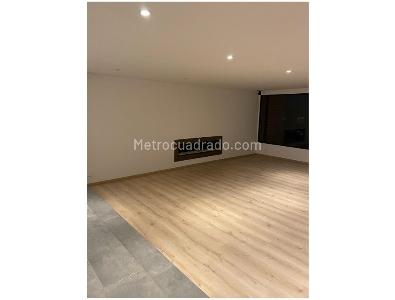Apartamento en venta en Las Rosales, Bogotá · foto 3 de 15