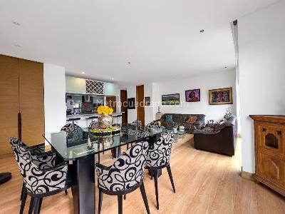 Apartamento de 2 alcobas en venta en Chico Norte, Bogotá, 120 m² · foto 13 de 18