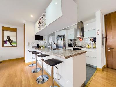 Apartamento de 2 alcobas en venta en Chico Norte, Bogotá, 130 m² · foto 14 de 19
