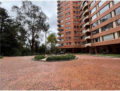 Apartamento en venta en Chico Norte, Bogotá · foto 10 de 14