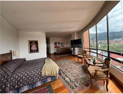 Apartamento de 2 alcobas en arriendo en Parque Del Virrey, Bogotá, 250 m² · foto 14 de 15