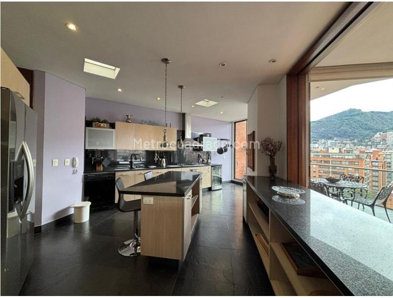 Apartamento en Arriendo, PARQUE VIRREY, Bogotá D.C. en Parque Virrey