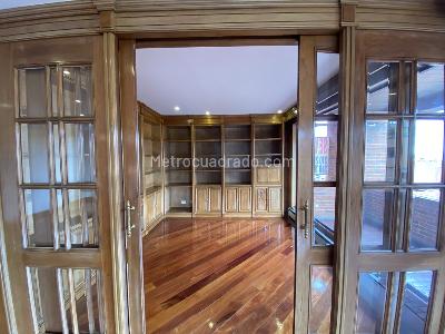 Apartamento en venta en Los Rosales, Bogotá · foto 7 de 18