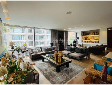 Apartamento en venta en Chico Norte, Bogotá · foto 2 de 19