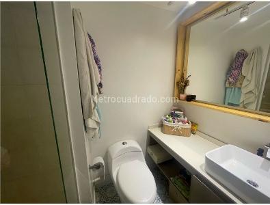Apartamento de 2 alcobas en venta en Chico Santa Barbara, Bogotá, 100 m² · foto 7 de 13
