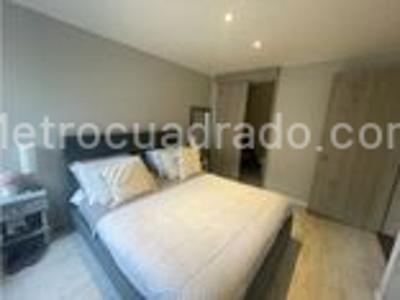 Apartamento de 2 alcobas en venta en Chico Santa Barbara, Bogotá, 100 m² · foto 11 de 13