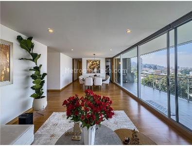 Apartamento de 3 alcobas en venta en North Point, Bogotá, 191 m² · foto 2 de 19
