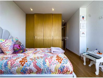 Apartamento de 3 alcobas en venta en North Point, Bogotá, 191 m² · foto 10 de 19