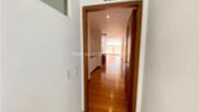 Apartamento en venta en Santa Barbara, Bogotá · foto 13 de 18