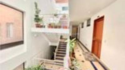 Apartamento en venta en Santa Barbara, Bogotá · foto 14 de 18