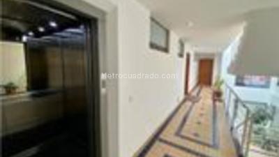Apartamento en venta en Santa Barbara, Bogotá · foto 15 de 18