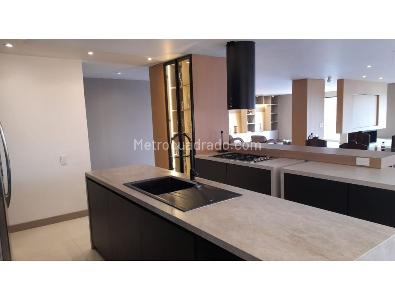 Apartamento en venta en Los Rosales, Bogotá · foto 6 de 16