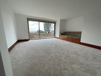 Casa de 4 alcobas en venta en Santa Ana Oriental, Bogotá, 1000 m² · foto 8 de 17