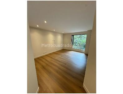 Apartamento en venta en Los Rosales, Bogotá · foto 8 de 18