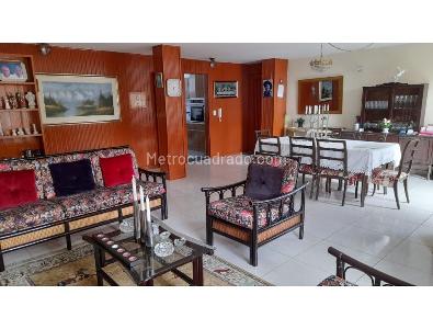 Apartamento de 3 alcobas en venta en El Polo, Bogotá, 130 m² · foto 2 de 17