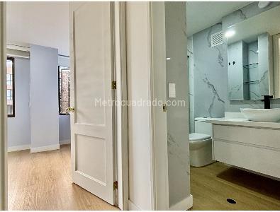 Apartamento en venta en Santa Barbara Occidental, Bogotá · foto 9 de 15