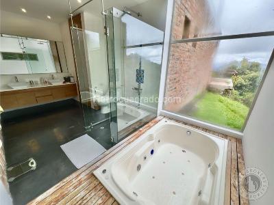 Casa de 4 alcobas en venta en Chia, Bogotá, 570 m² · foto 13 de 20